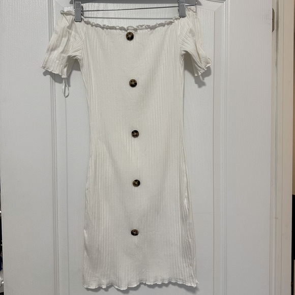 WHITE SUMMER DRESS - Picture 1 of 2